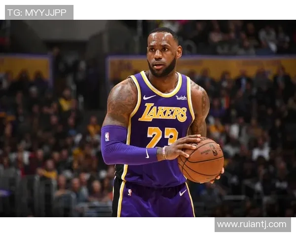 卡福带球突破展现绝佳脚法一脚精准助攻成为赛场焦点