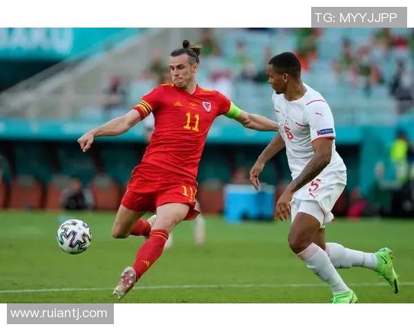 足球球星精湛控球技巧展现赛场智慧与艺术魅力